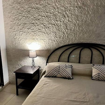 Dimora Del Chiostro Hotel Oristano Ngoại thất bức ảnh